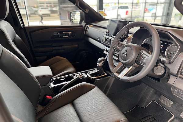 2024 Mitsubishi Triton GSR MV 4X4