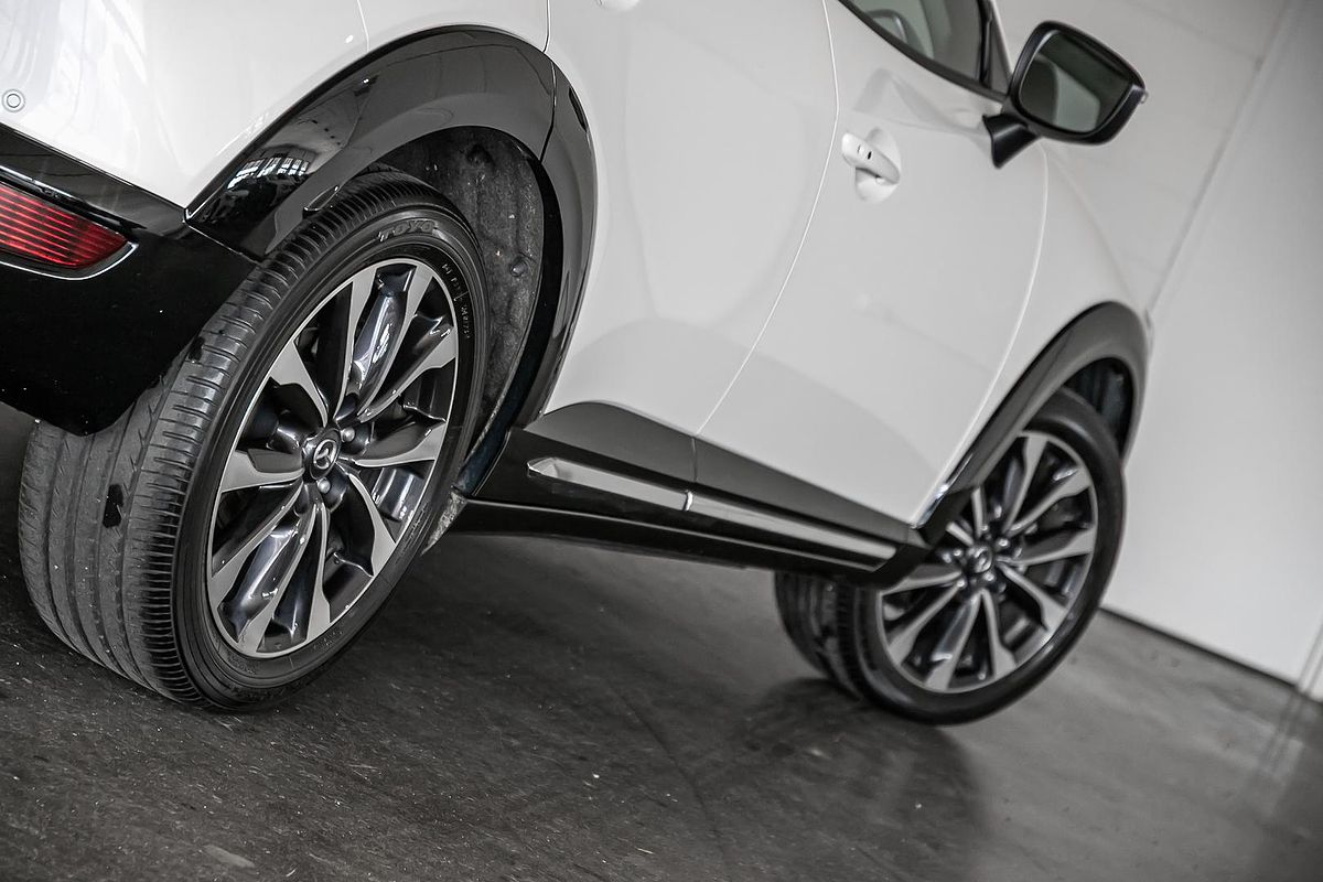 2023 Mazda CX-3 sTouring DK