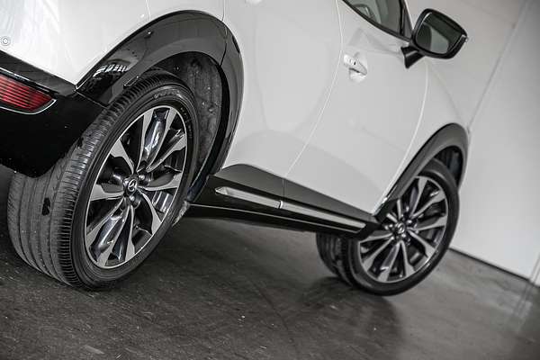 2023 Mazda CX-3 sTouring DK