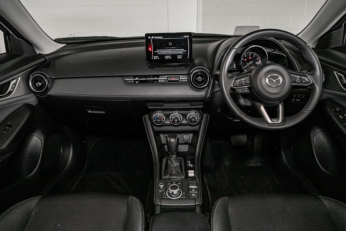 2023 Mazda CX-3 sTouring DK