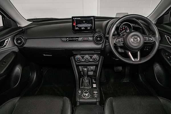 2023 Mazda CX-3 sTouring DK