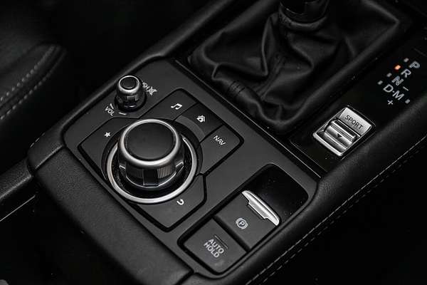 2023 Mazda CX-3 sTouring DK