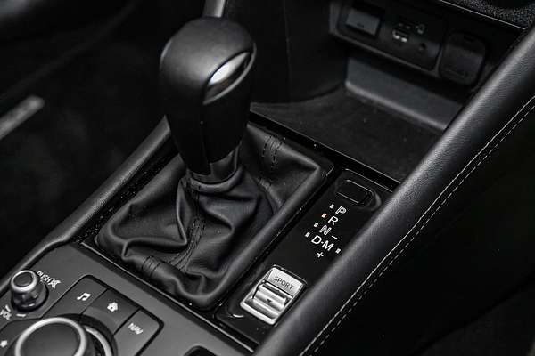 2023 Mazda CX-3 sTouring DK