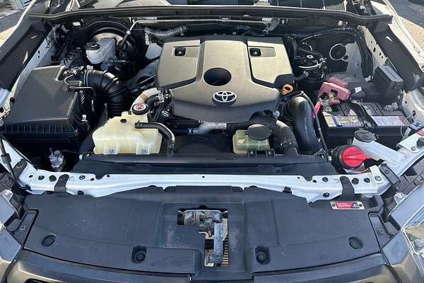 2021 Toyota Hilux SR GUN126R 4X4