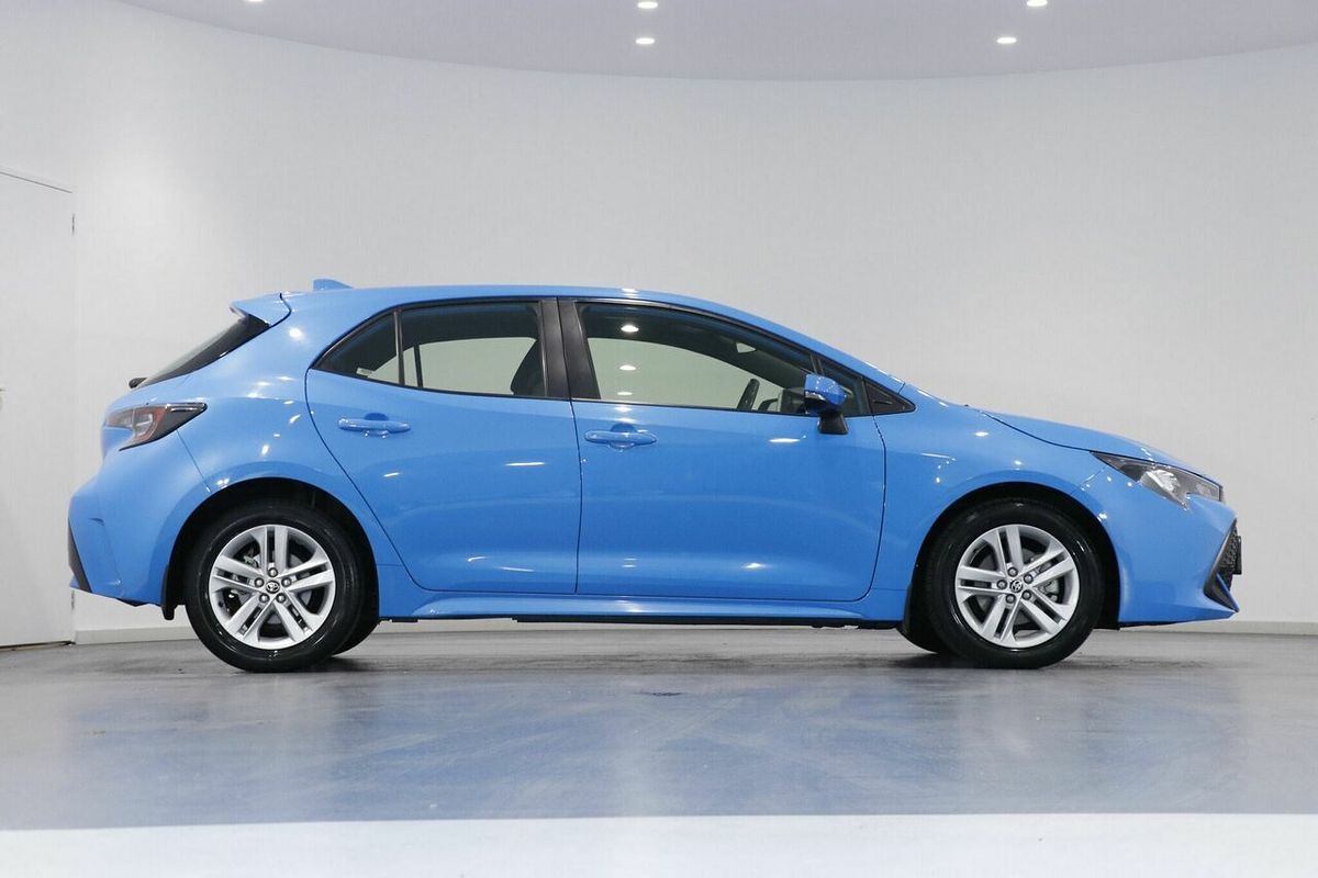 2021 Toyota Corolla Ascent Sport MZEA12R