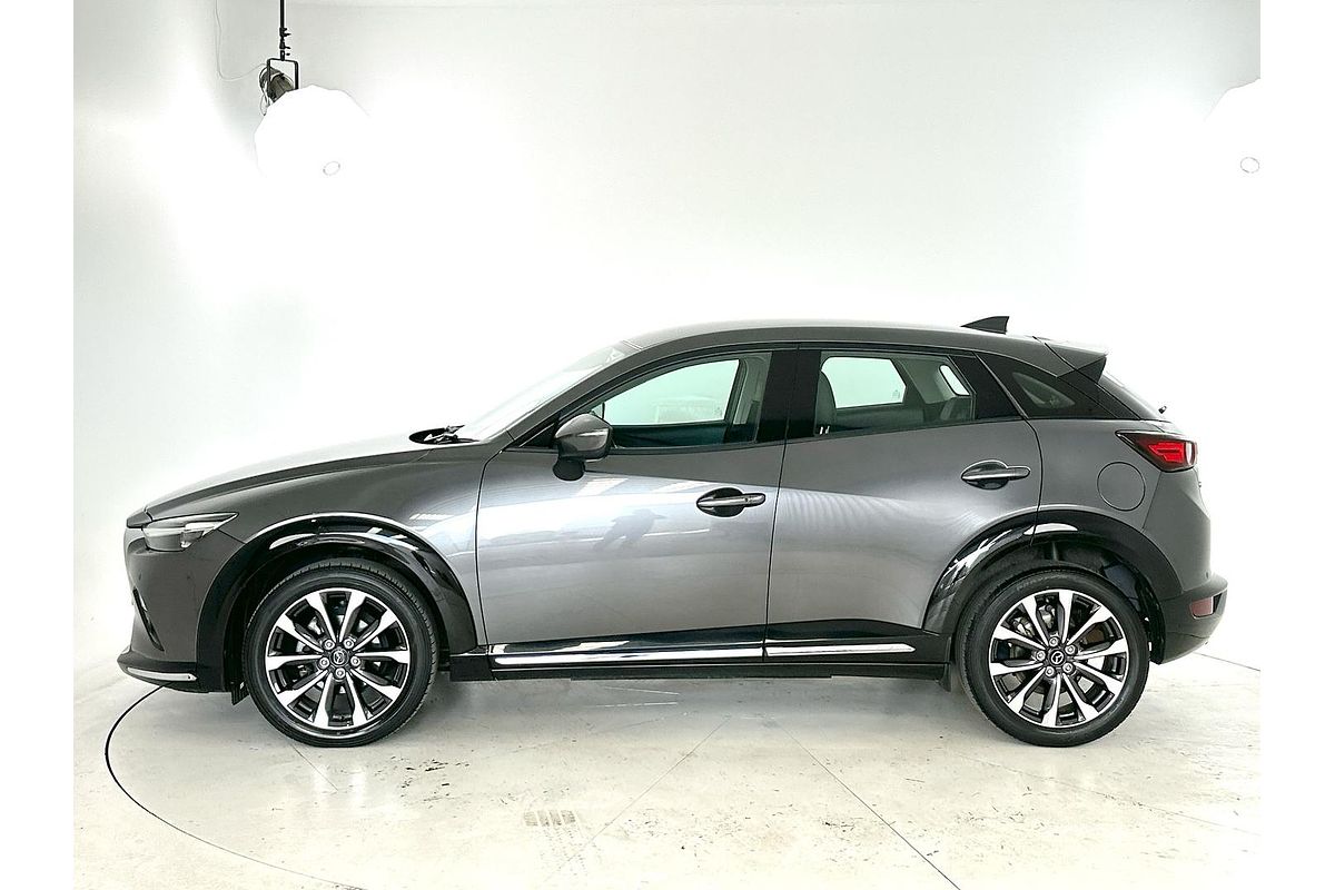 2022 Mazda CX-3 sTouring DK
