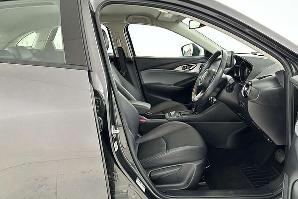 2022 Mazda CX-3 sTouring DK