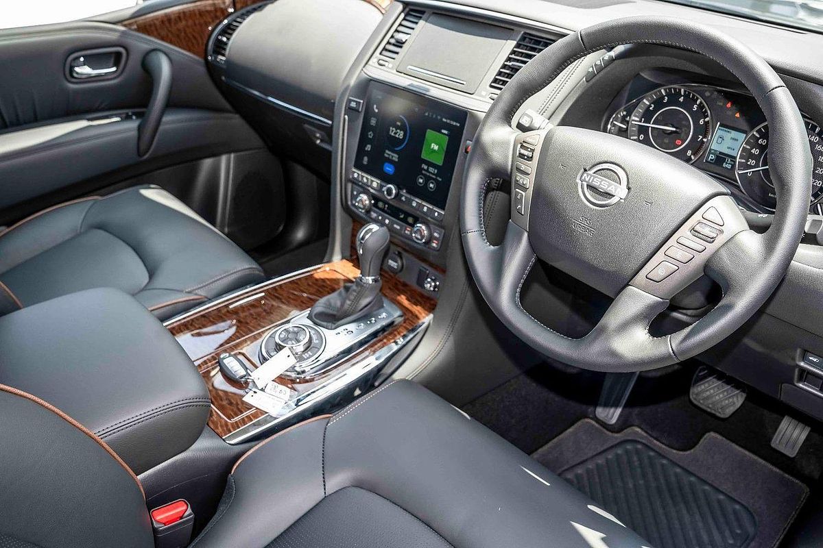2024 Nissan Patrol Ti-L Y62