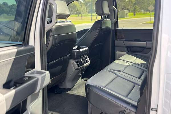 2023 Ford F-150 Lariat 4X4 LWB