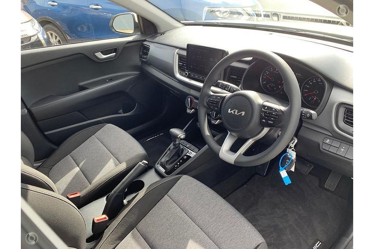 2024 Kia Stonic S YB