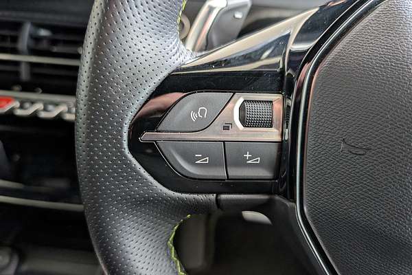 2024 Peugeot 2008 GT P24