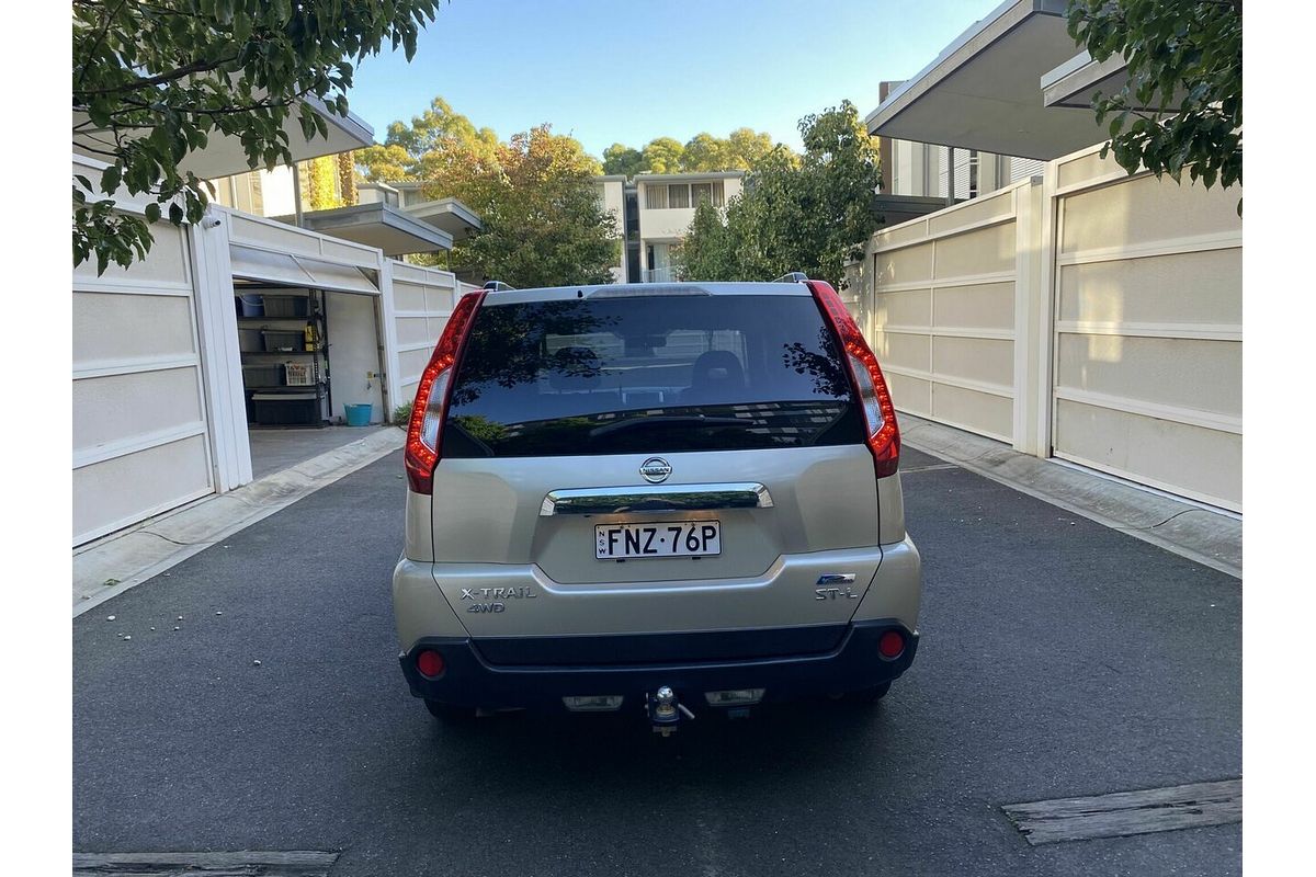 2013 Nissan X-TRAIL ST-L T31