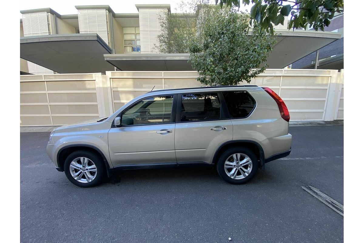 2013 Nissan X-TRAIL ST-L T31