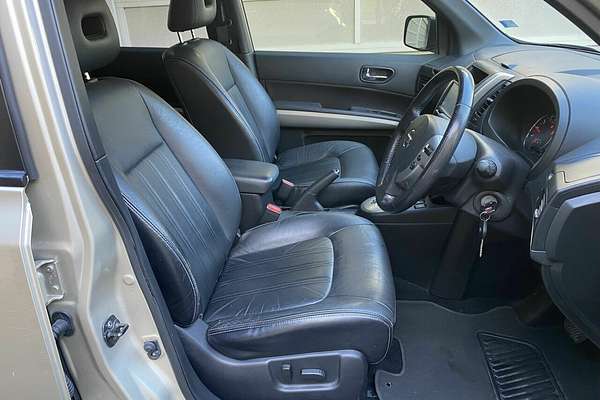 2013 Nissan X-TRAIL ST-L T31