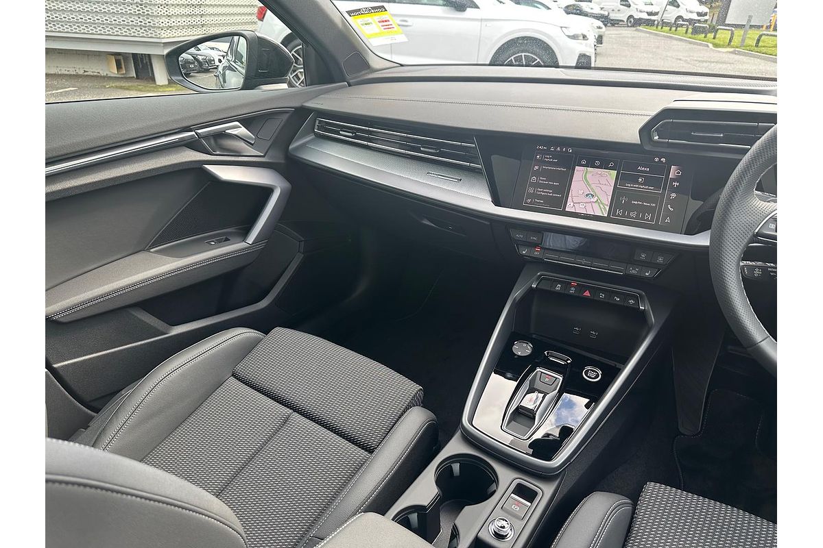 2025 Audi A3 35 TFSI S line GY