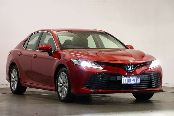 2018 Toyota Camry Ascent AXVH71R