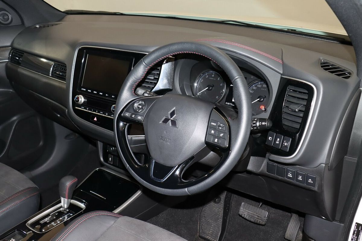 2021 Mitsubishi Outlander Black Edition ZL