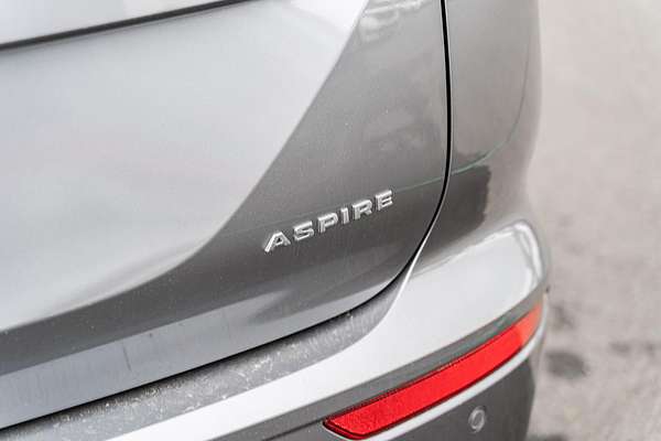 2023 Mitsubishi Outlander Aspire ZM