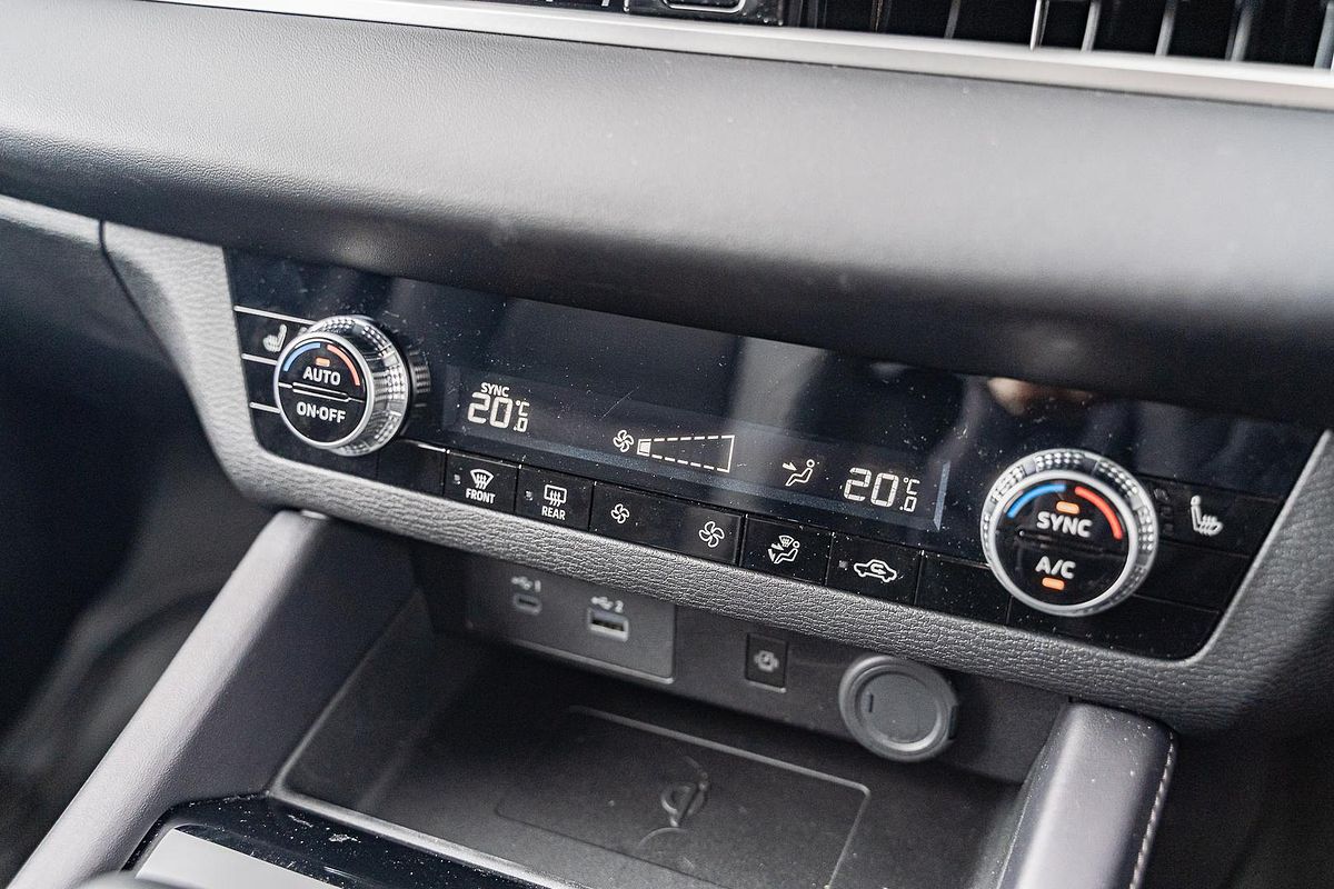 2023 Mitsubishi Outlander Aspire ZM
