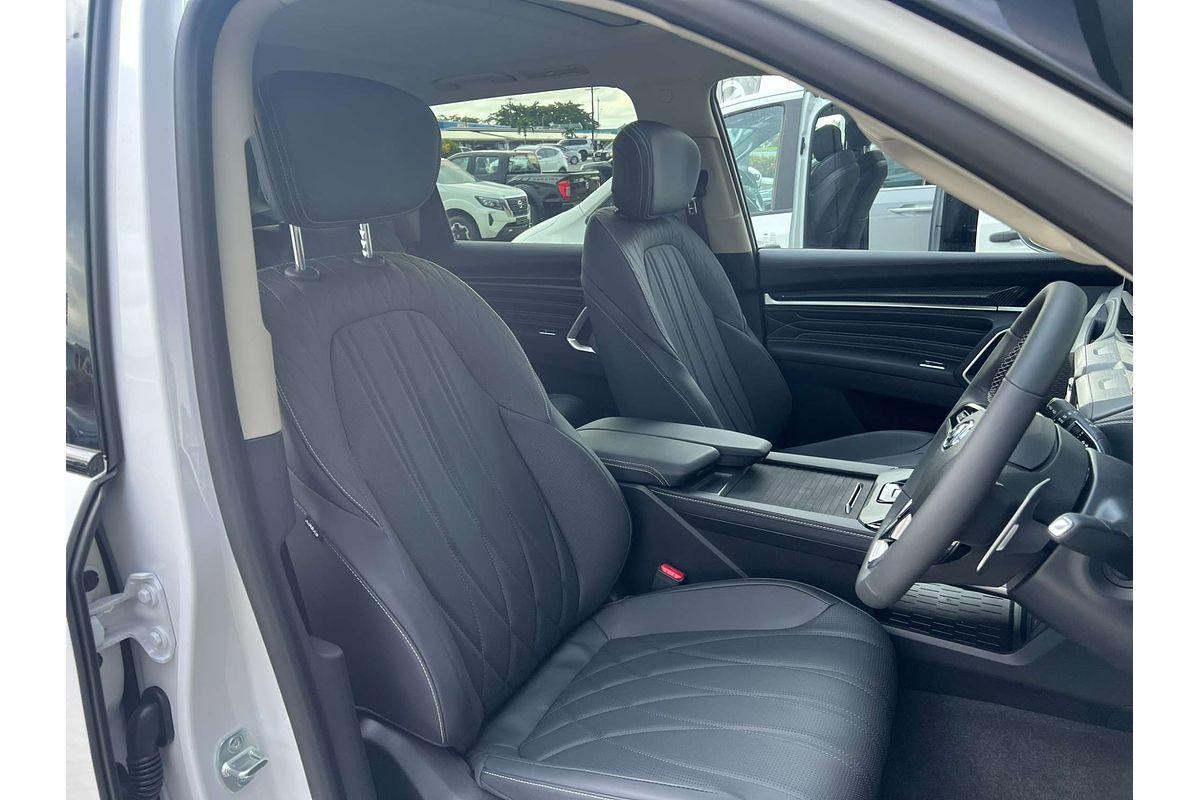 2024 LDV D90 Executive SV9A