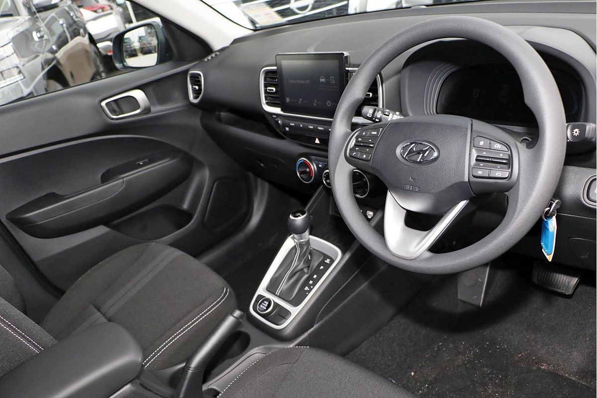 2025 Hyundai Venue QX.V5