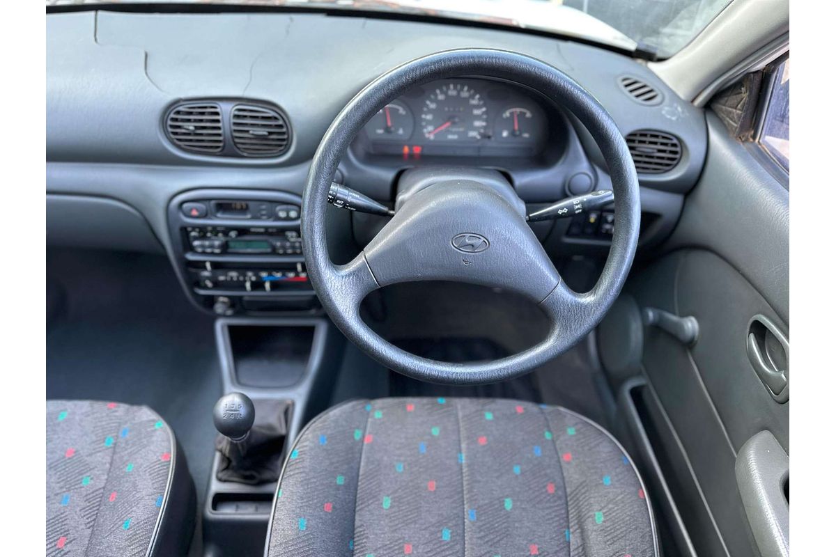 1998 Hyundai Excel Sprint X3