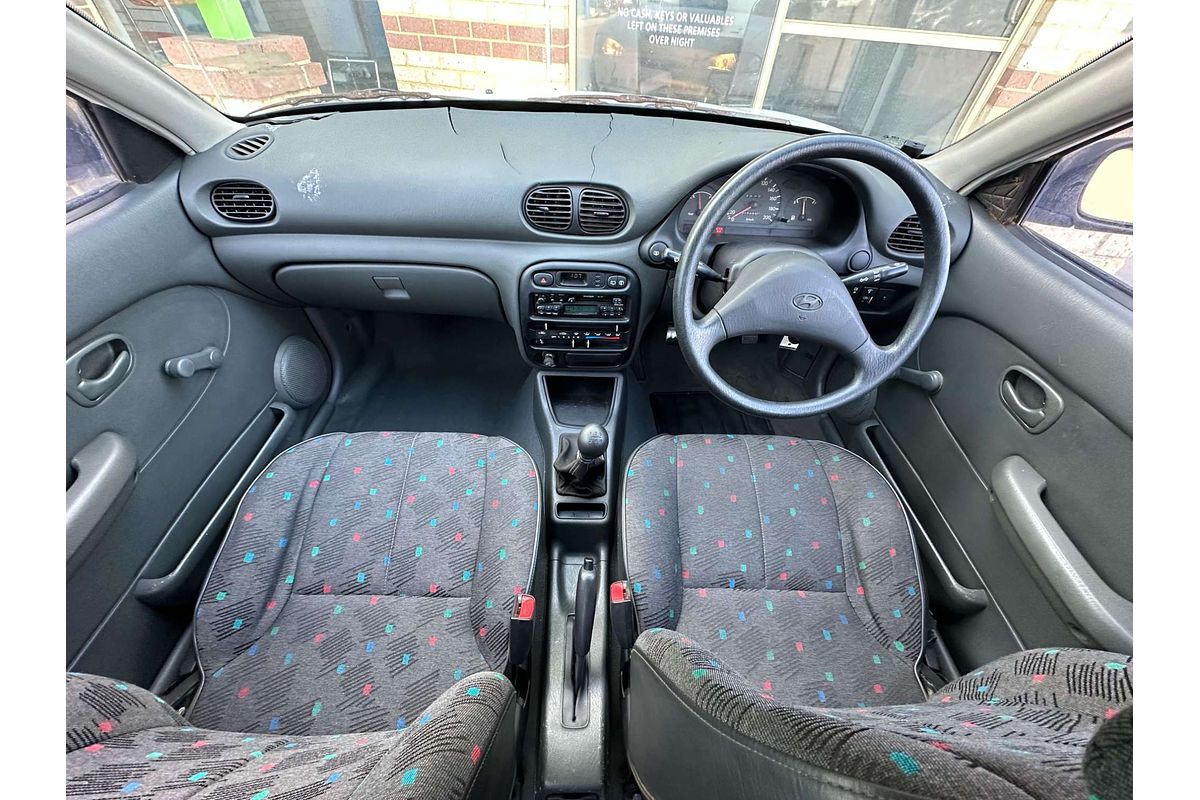 1998 Hyundai Excel Sprint X3