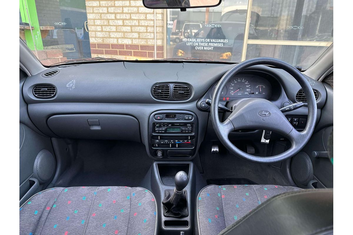 1998 Hyundai Excel Sprint X3