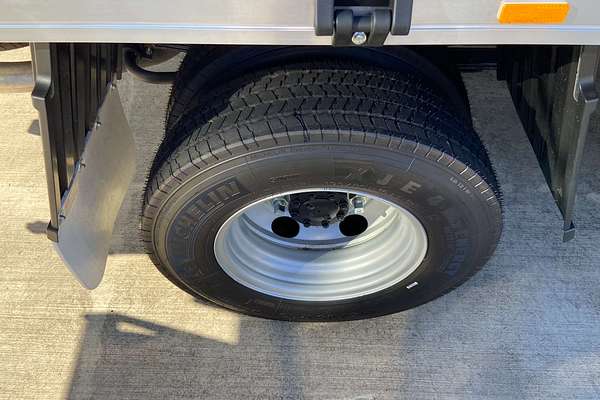2025 Isuzu N Series NPR 45/55-155 Tradepack 4x2