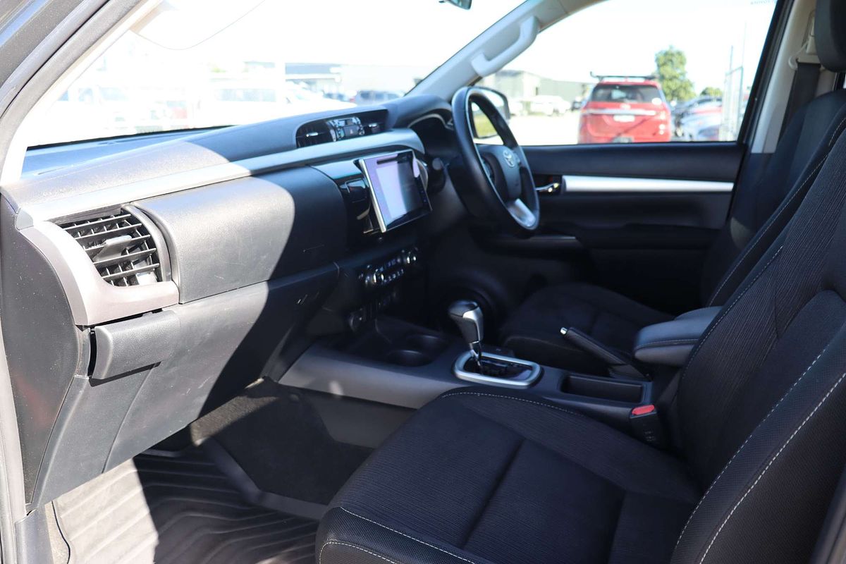 2019 Toyota Hilux SR5 GUN126R 4X4