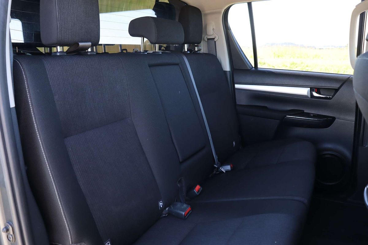 2019 Toyota Hilux SR5 GUN126R 4X4