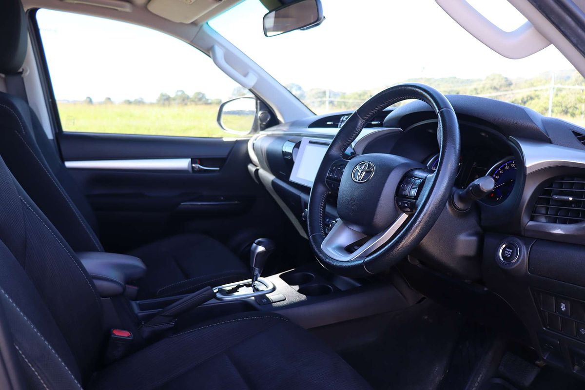 2019 Toyota Hilux SR5 GUN126R 4X4