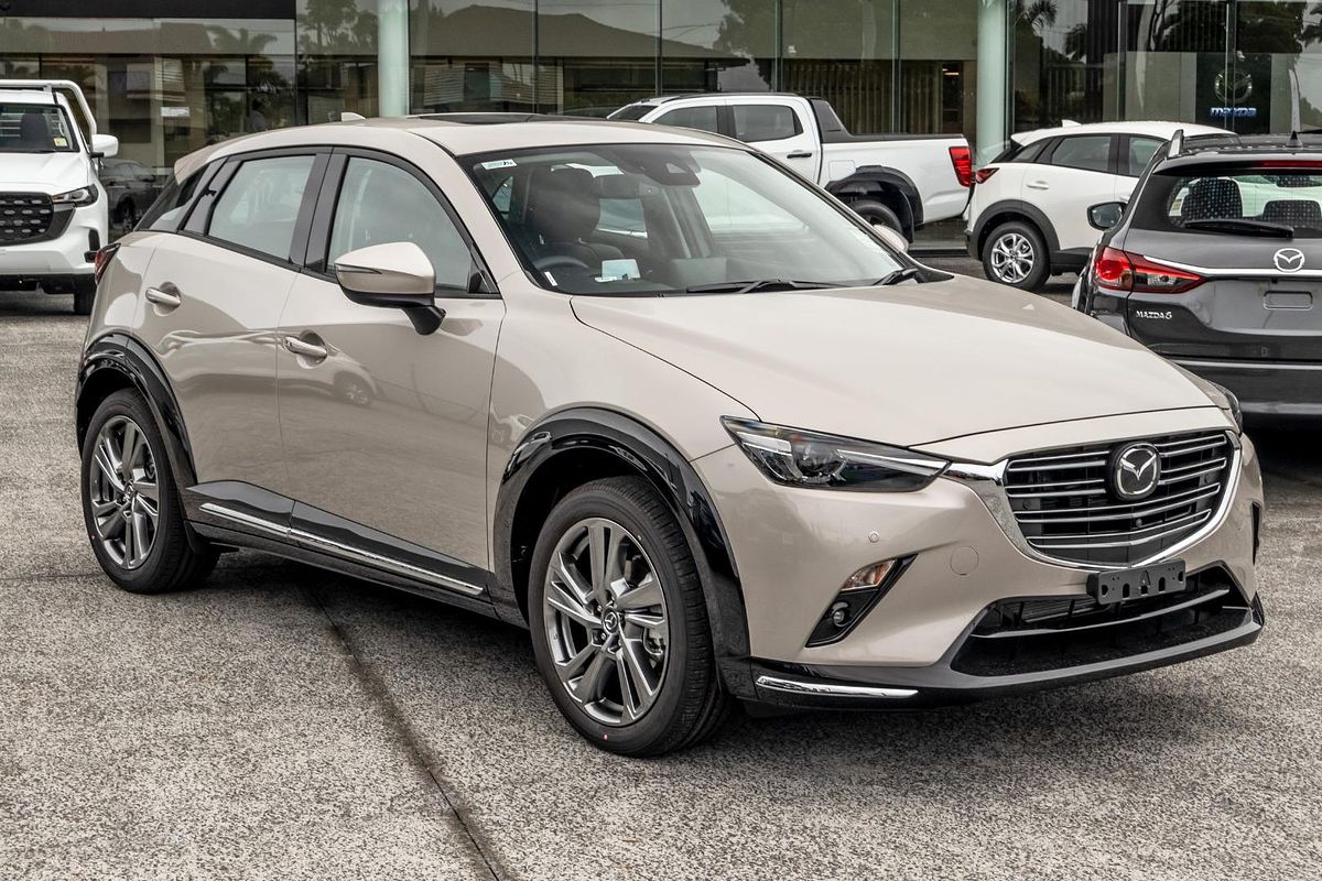 2025 Mazda CX-3 G20 Akari DK