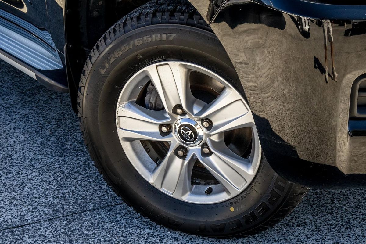 2016 Toyota Landcruiser GXL VDJ200R