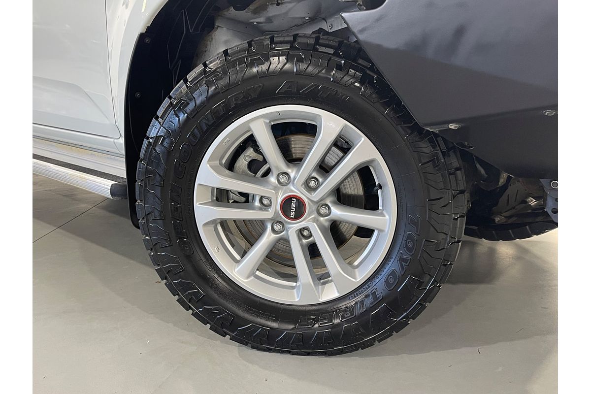 2021 Isuzu D-MAX LS-M  4X4