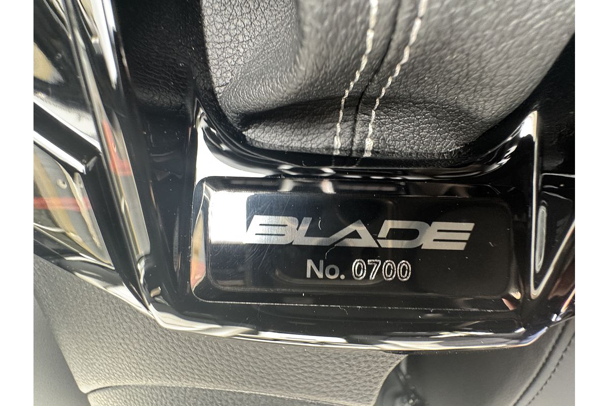 2025 Isuzu D-MAX BLADE 4X4