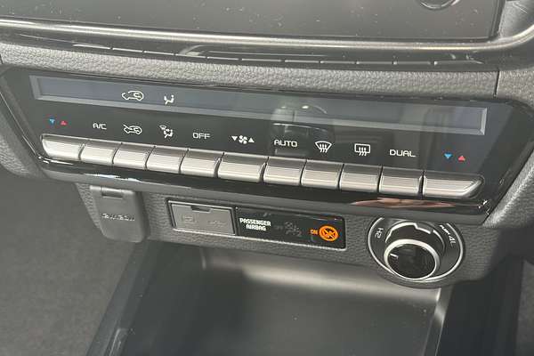 2025 Isuzu D-MAX BLADE 4X4