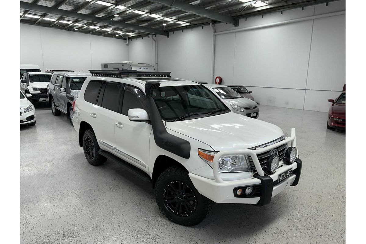2014 Toyota Landcruiser Sahara VDJ200R