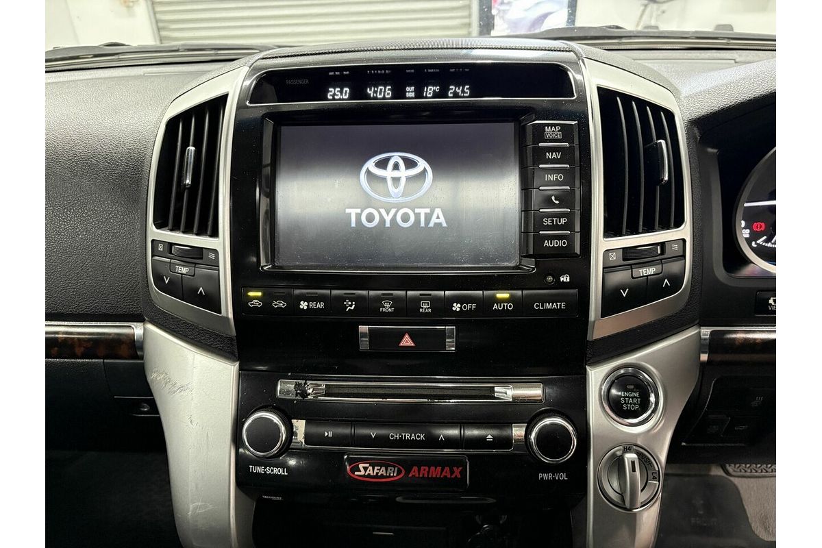 2014 Toyota Landcruiser Sahara VDJ200R