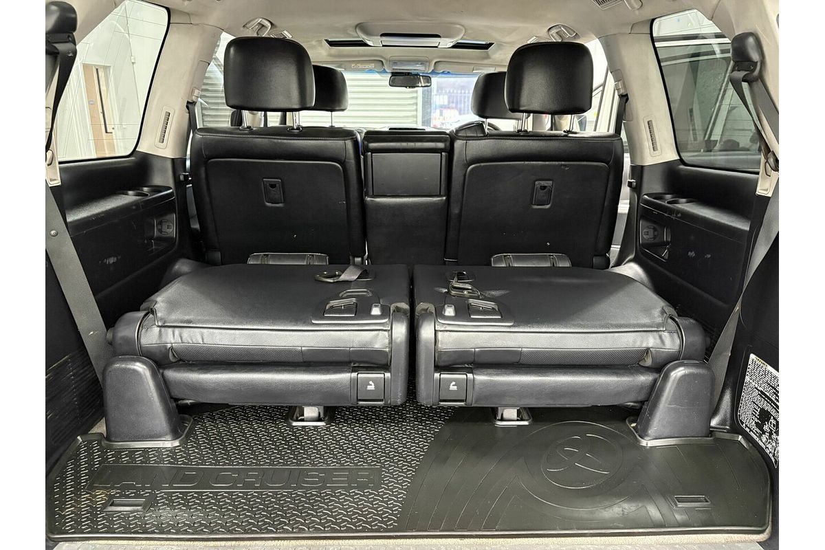 2014 Toyota Landcruiser Sahara VDJ200R
