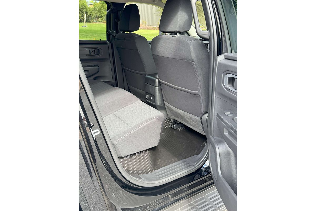 2024 Mitsubishi Triton GLX+ MV 4X4