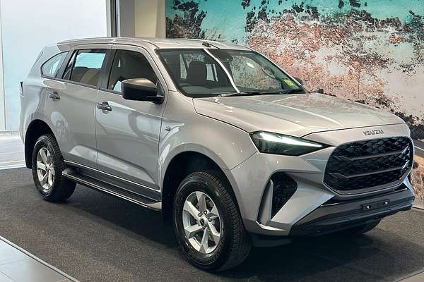 2025 Isuzu MU-X LS-M