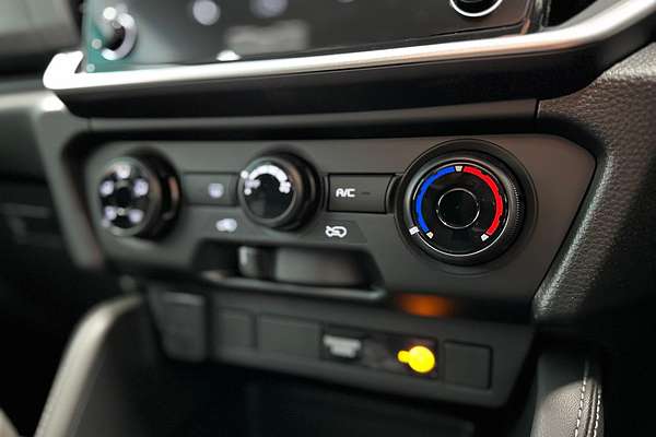 2025 Isuzu MU-X LS-M
