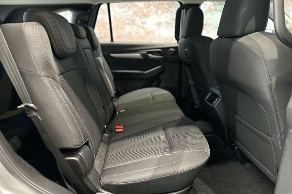 2025 Isuzu MU-X LS-M