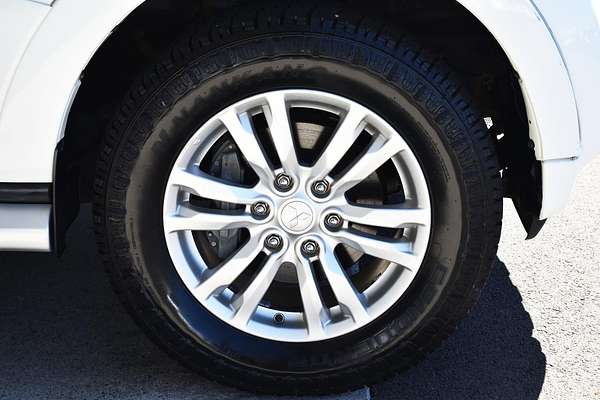 2019 Mitsubishi Pajero GLS NX