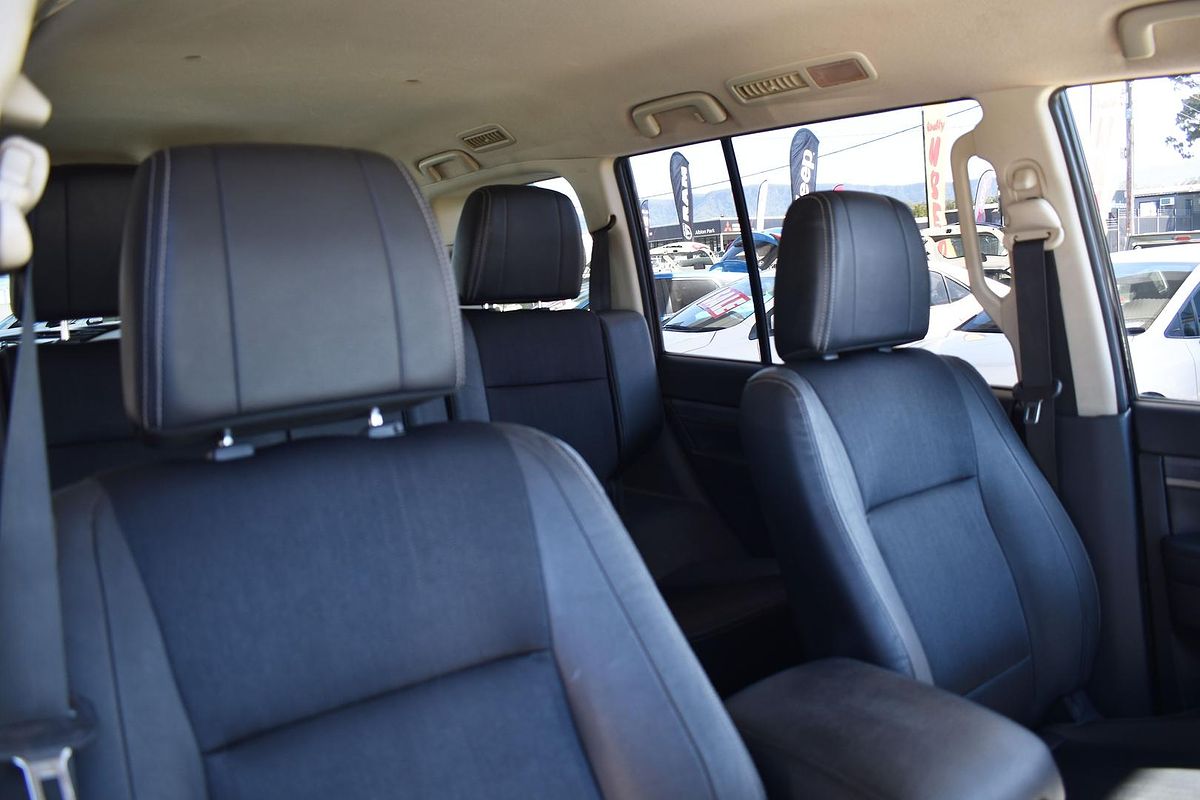 2019 Mitsubishi Pajero GLS NX