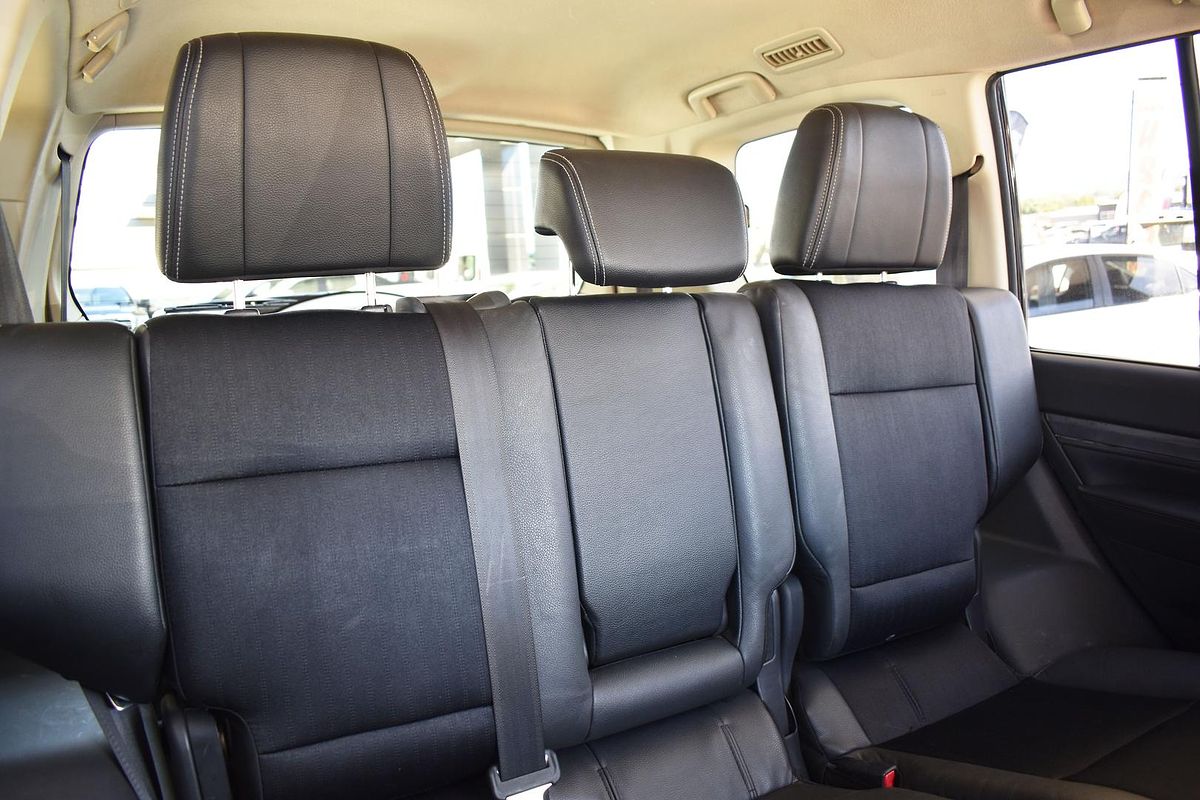 2019 Mitsubishi Pajero GLS NX
