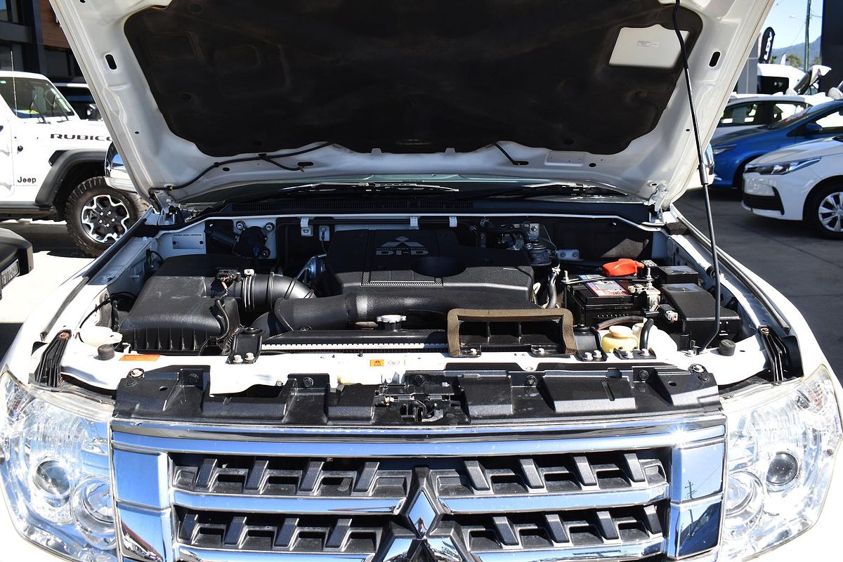 2019 Mitsubishi Pajero GLS NX
