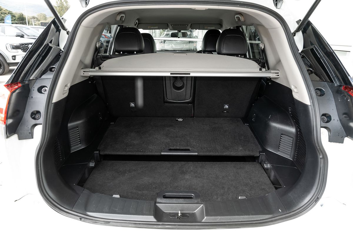 2020 Nissan X-TRAIL ST-L T32 Series II