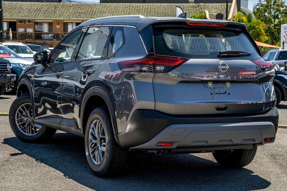 2024 Nissan X-TRAIL ST T33